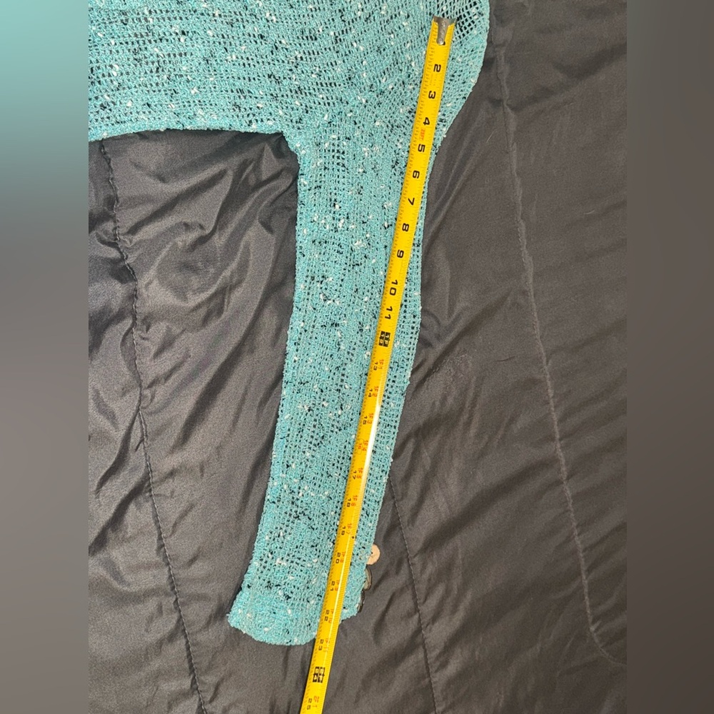 XL Katie Todd Crochet Top Cover Up Blue With Wooden Buttons! - Picture 7 of 9